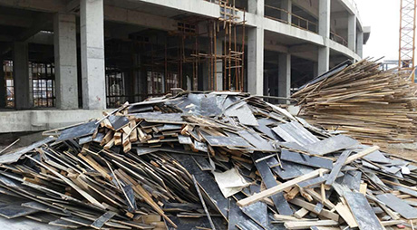 廢舊建筑模板破碎應用