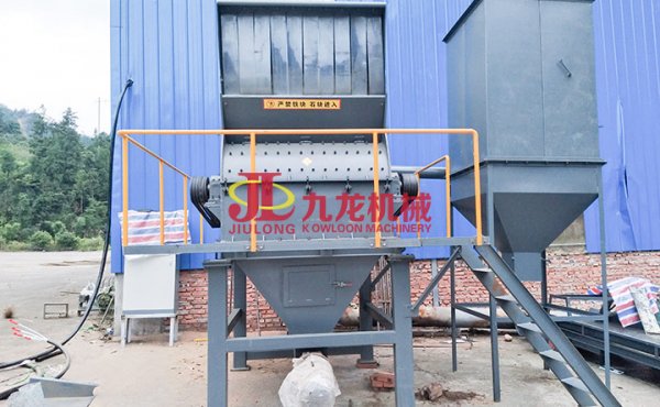 樹枝粉碎機(jī)在夏季樹枝粉碎機(jī)使用時應(yīng)該注意什么