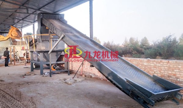 鋸末粉碎機(jī)將廢木樹枝粉碎機(jī)廠家料的價(jià)值充分發(fā)揮
