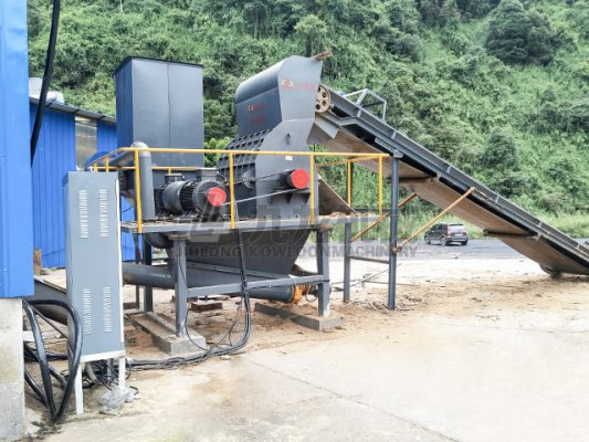 木材粉碎再生行業(yè)樹枝粉碎機(jī)廠家在我國(guó)具有廣闊的前景
